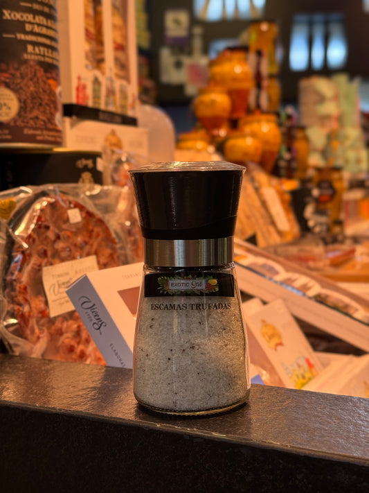 Sal de escamas con trufa